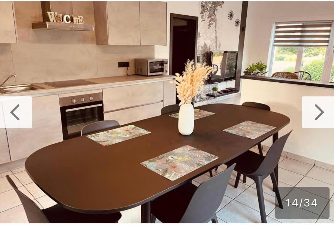 La Villa Bastogne Gite 4 Personnes Екстериор снимка